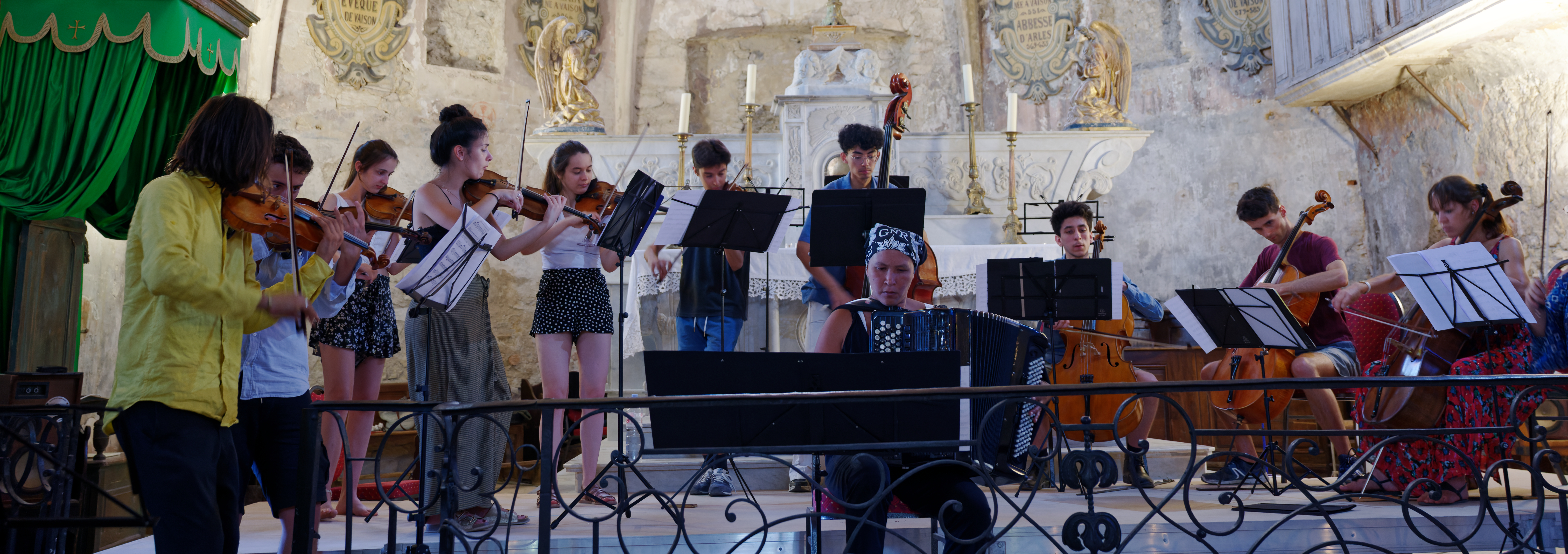 17 juillet, Préparation du concert - cathédrale de la cité médiévale