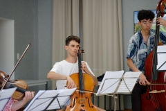 En répétition Thomas Martin -  cello